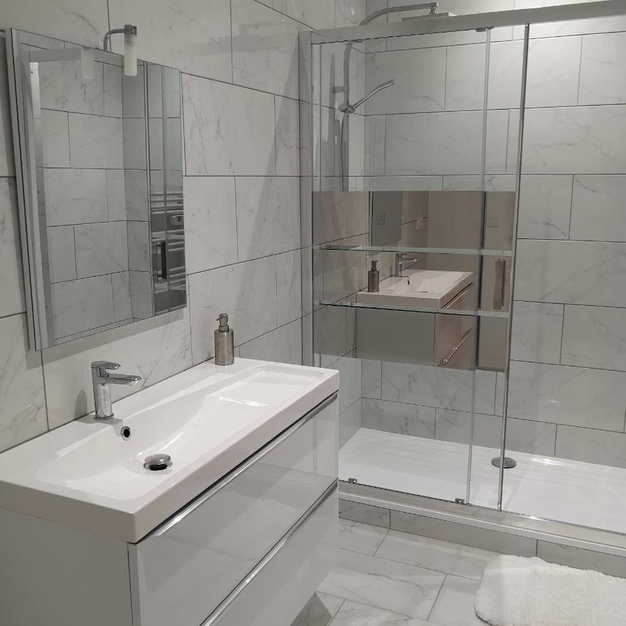 Suite Familiale Saint-Exupery-Spacieux-Hypercentre-Wifi-Velo Castelnaudary Dış mekan fotoğraf